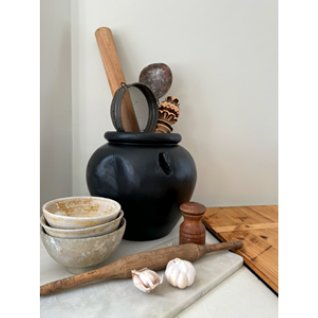 Organic teak pot with Yakisugi finish, ideal for indoor or outdoor use, perfect for orchids or dried flowers.