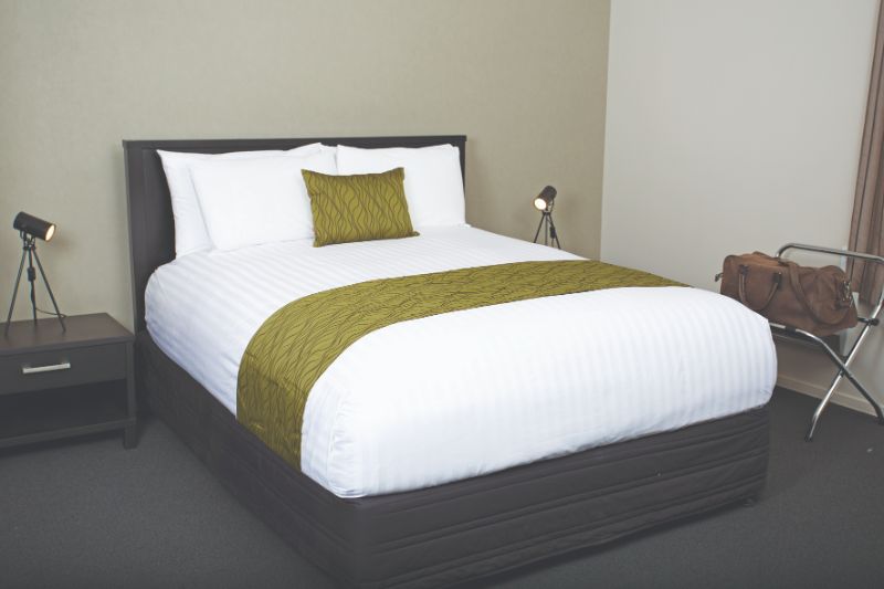 Bed Runner - Residence Single 152cm (Leaf)