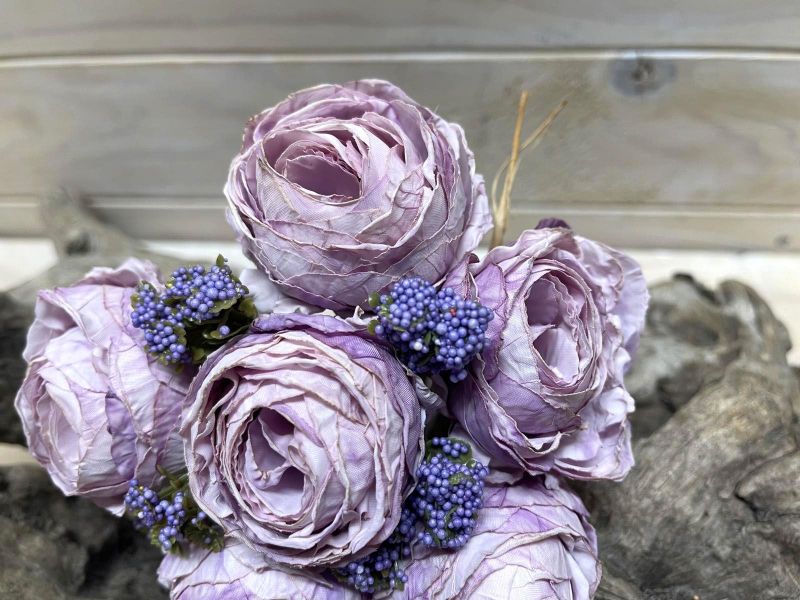 Artificial Rose Posies -  Dry Look with 6 Flowers (Purple Pink)