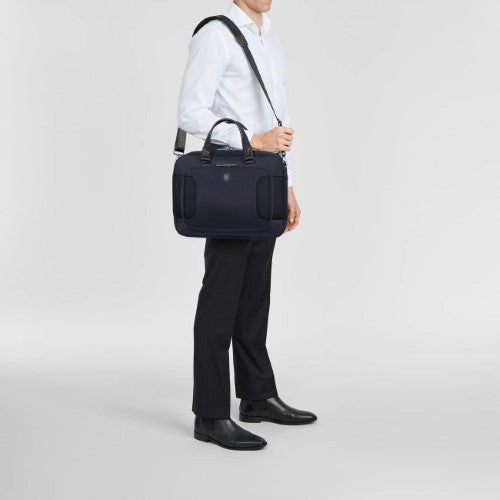 Deluxe Briefcase - Victorinox Werks Traveler 7.0 (Blue)