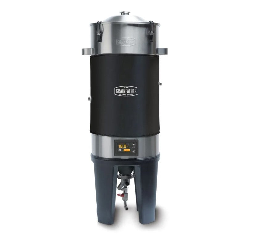 Grainfather GF30 Fermenter Coat made of 5mm SBR foam to reduce condensation for optimal homebrewing fermentation.