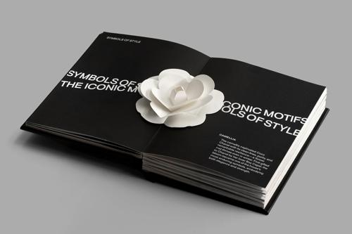 Fashion Unfolded Pop-Up Chanel Fashion Book