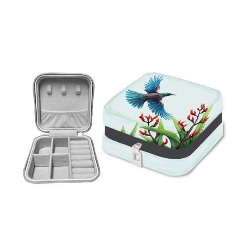 Sophie Blokker Kiwiana Jewellery Box with black lining - Tui in Flight