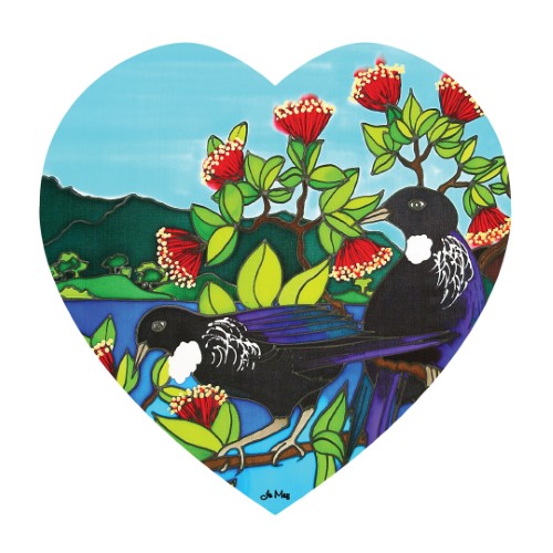 3D textured ceramic heart wall hanging featuring a Tui design, showcasing New Zealand's natural beauty for home decor.