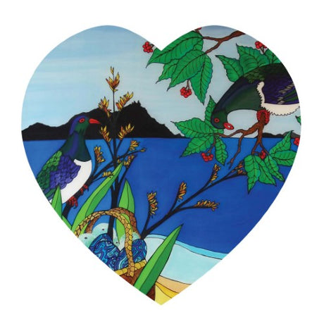 3D textured ceramic heart wall hanging featuring a Wood Pigeon design, showcasing New Zealand's beauty and culture.