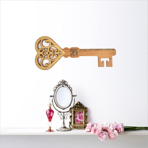 21st Key Kww - Heart (49 x 20.5 x 0.8cm)