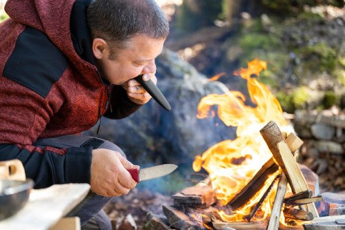 Outdoor Knife - VICTORINOX SAK Venture (Black)