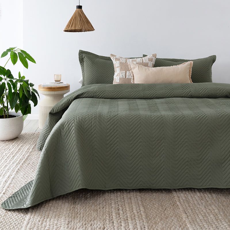 Herringbone Embossed Coverlet Set Moss Queen/King