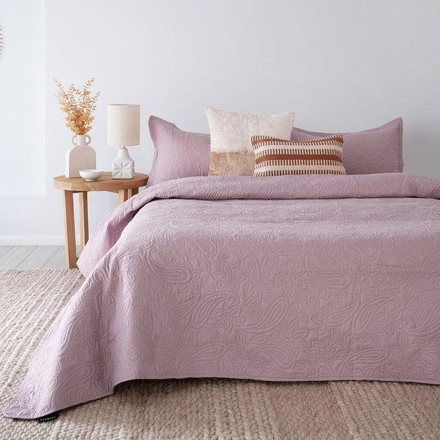 Lightweight Single/Double Paisley Coverlet Set in Dusk, featuring embossed design and matching pillowcases for stylish comfort.