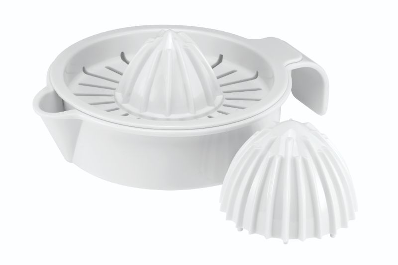 Avanti Plastic Juicer With 2 Domes