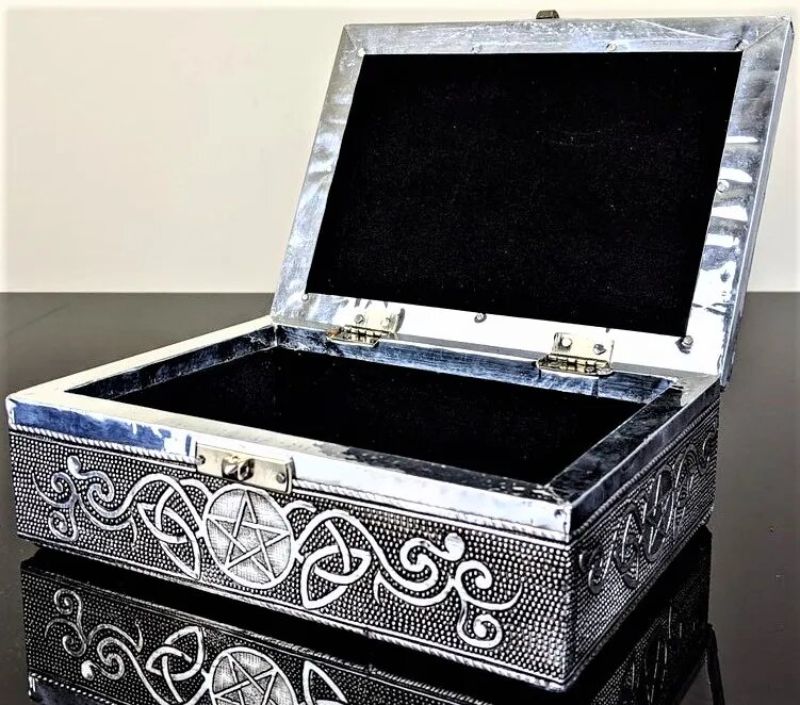 Jewelry Box - Silver Celtic Pentagram (18cm)