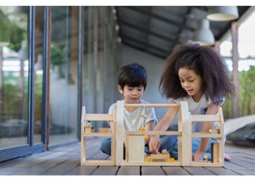 PlanToys - SLIDE N GO DOLLHOUSE