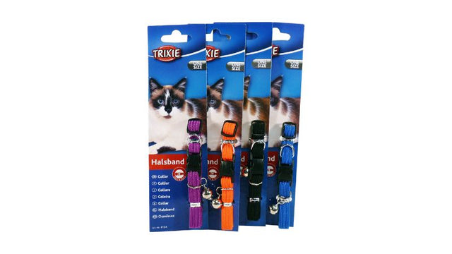 Elastic nylon cat collar designed for comfort and safety, perfect for your feline friend.