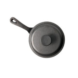 19cm cast iron saucepan with lid, ideal for sauces and stews, compatible with all cooktops, featuring a durable pre-seasoned finish.