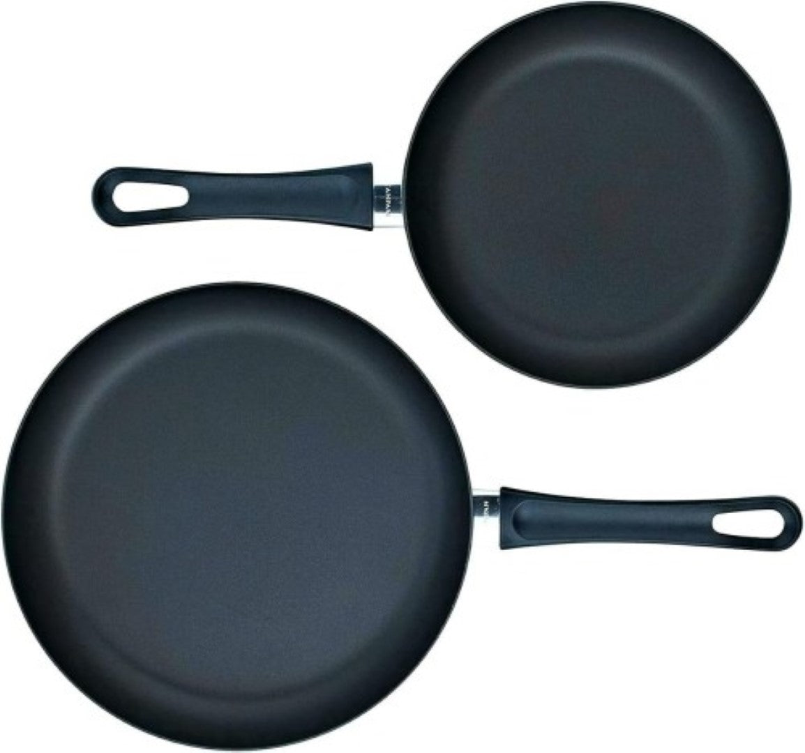 SCANPAN Classic Induction Fry Pan Set in 24cm and 28cm, featuring non-stick surfaces for easy cooking and cleaning.