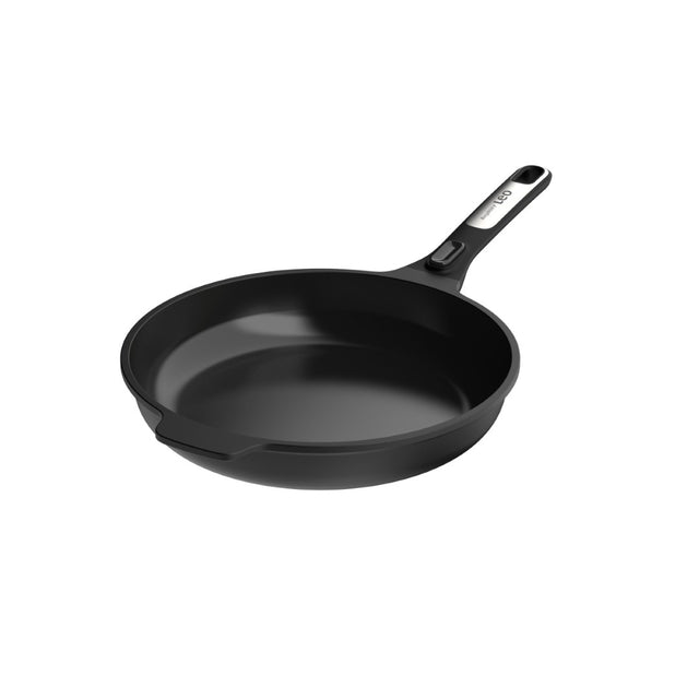 BergHOFF Phantom 32cm fry pan with ceramic non-stick coating, eco-friendly design, and detachable handle for versatile cooking.