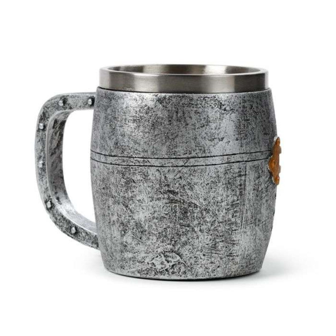 Decorative medieval knight tankard featuring a silver and gold helmet, made of resin and stainless steel.