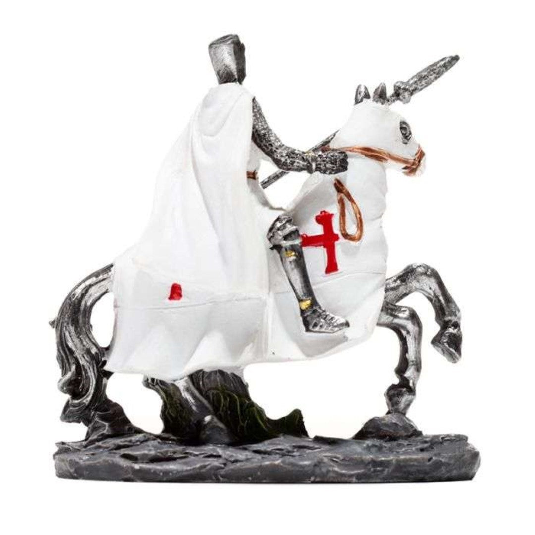 Set of 2 exquisite crusader knight ornaments on horseback, adding medieval charm to your holiday decor.