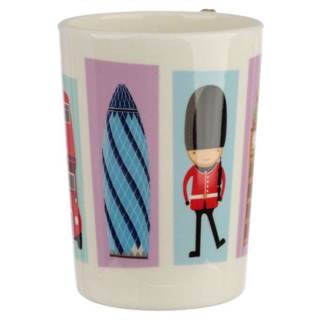 Ceramic mug with a Queen-shaped handle, 400ml capacity, featuring London's iconic symbols and royal elegance.