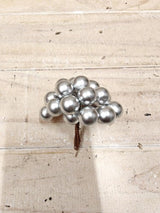 Artificial Berry Bunch x 20 - Silver (4")