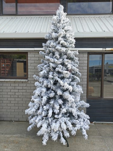 Artificial Snow Drooping Pine Christmas Tree With 900 warm Lights (10')