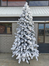 Artificial Snow Drooping Pine Christmas Tree With 900 warm Lights (10')