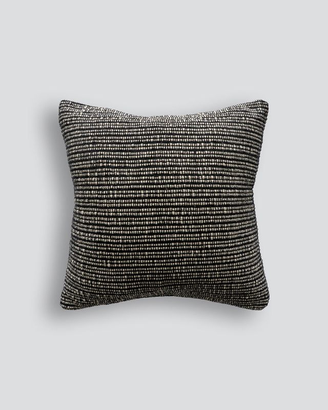 Harris Cushion - Beige 50x50cm - OLLO