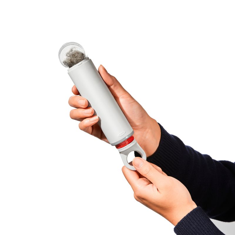 OXO - On-the-Go Lint Brush