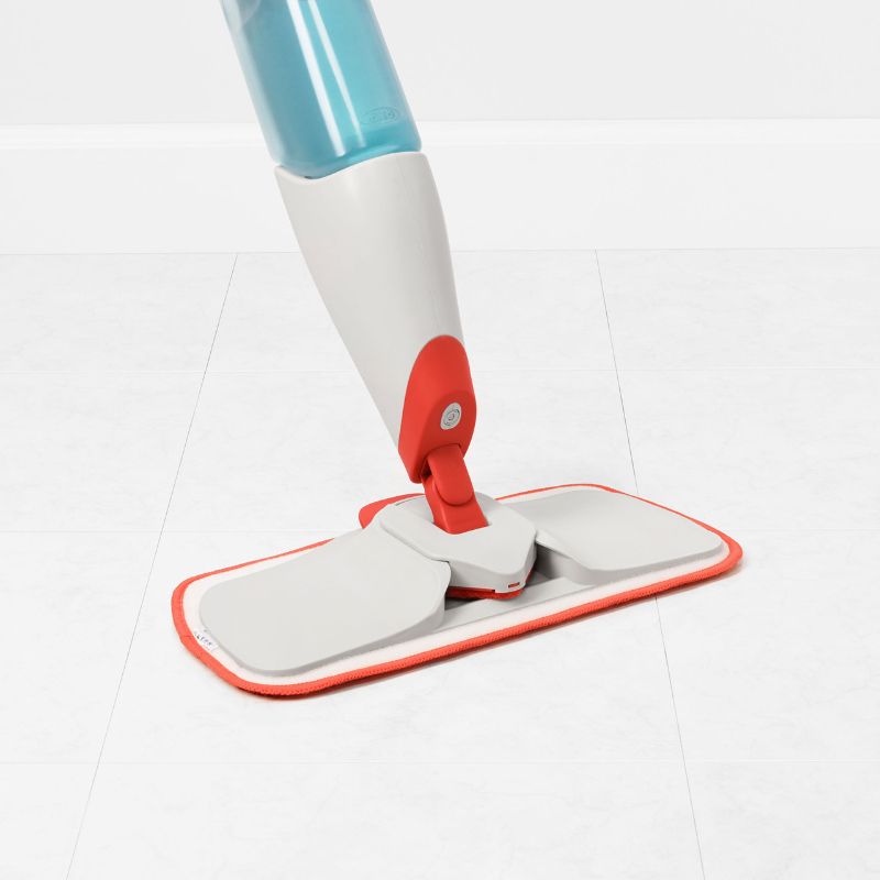 OXO - Microfiber Spray Mop with Slide-Out Scrubber