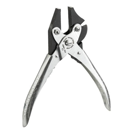 Maun 16cm side spring return plier with knurled jaws, ideal for precise cutting of soft and hard wire.