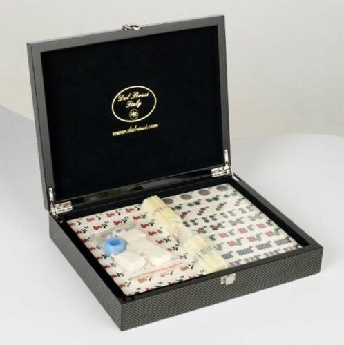 Dal Rossi Italy, Mahjong 29cm – in Carbon Fibre Finish Case