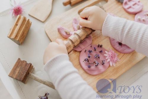 Wooden Play dough kit