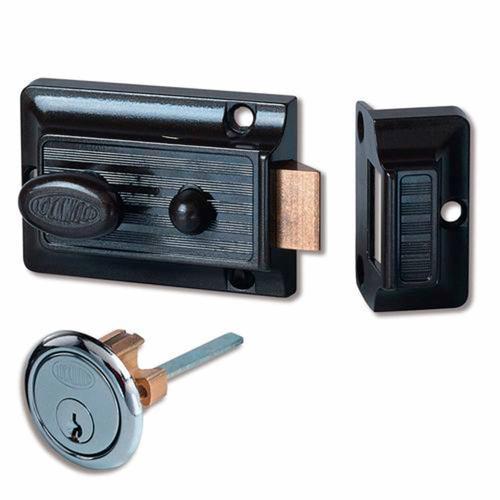 Lockwood Nightlatch And Cylinder 60mm Bright Chrome