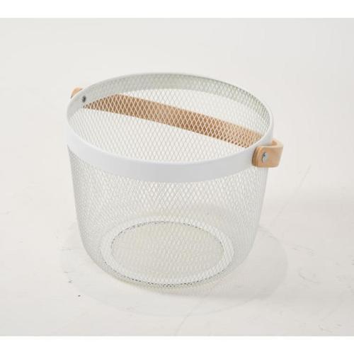 Nouveau Basket Mesh Round Wood Handle White