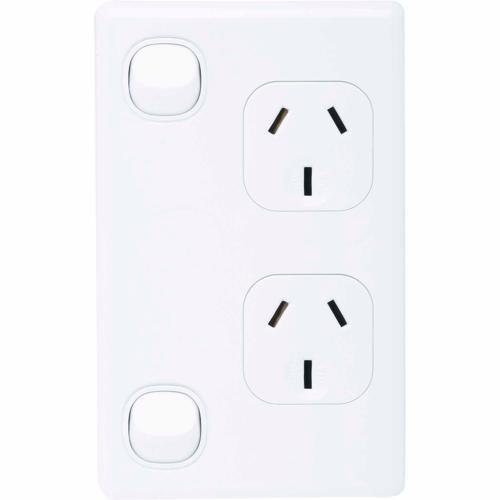 Goldair Vertical Power Point Double White