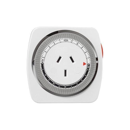 HPM Analogue Plug In 24hr Timer