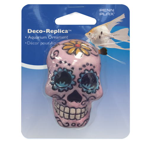 Mini pink sugar skull aquatic ornament, 3.8cm, perfect for adding a whimsical touch to aquariums.