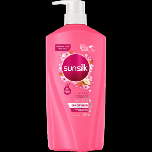 Sunsilk Addictive Brilliant Shine Conditioner 700ml enhances hair shine with Pearl Extract and Almond Oil for radiant, silky smooth locks.