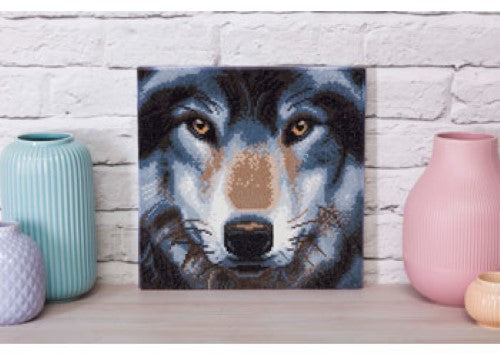 "30x30cm CrystalArt Wolf Kit featuring a colorful diamond painting experience for creative relaxation and home decor."