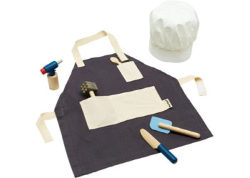 Wooden PlanToys Chef Set with utensils, pots, and ingredients for imaginative cooking play and role-playing fun.