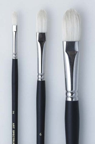 Premium hog bristle filbert brush with durable construction, perfect for blending and detailed strokes in oil and acrylic painting.