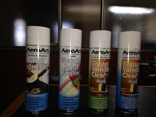 Aero Art Crystal Varnish Gloss 400g: premium non-yellowing acrylic varnish for vibrant, durable artwork protection.