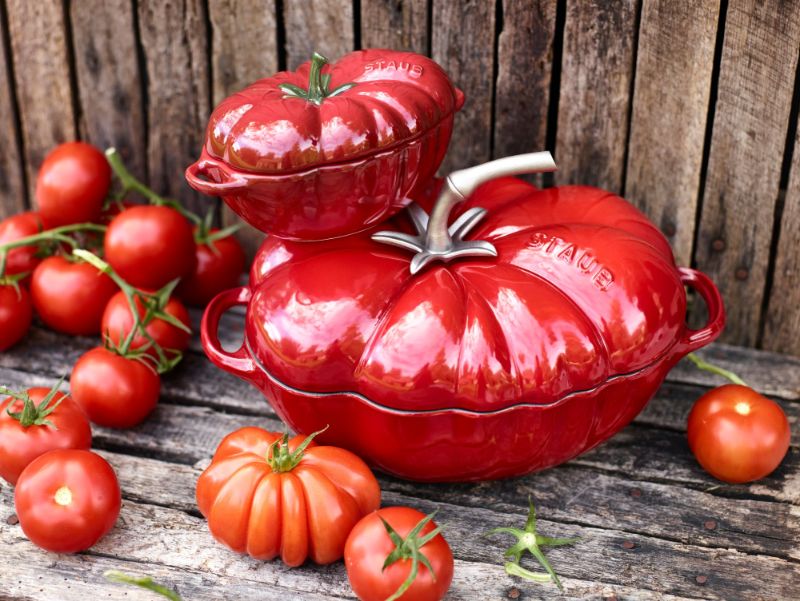 Tomato Cocotte - Staub Ceramic (0.5L)