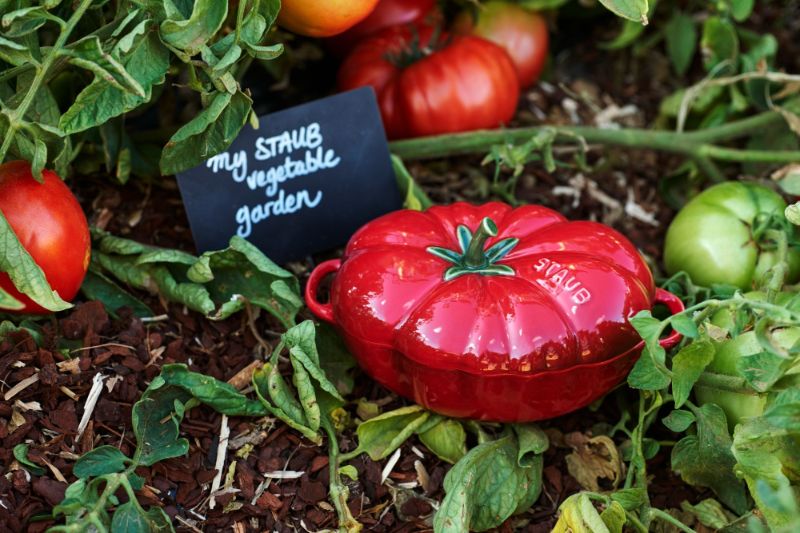 Tomato Cocotte - Staub Ceramic (0.5L)