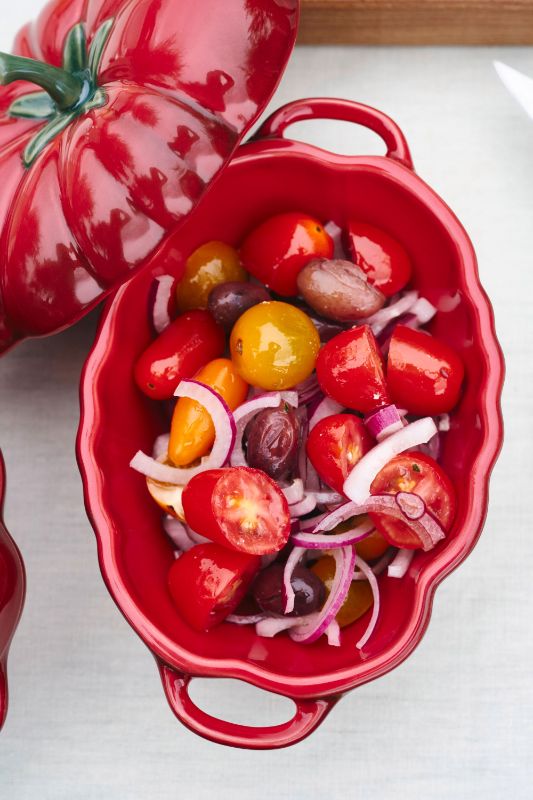 Tomato Cocotte - Staub Ceramic (0.5L)