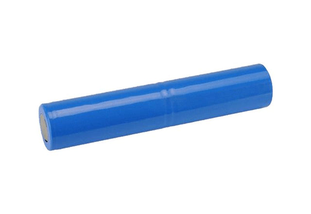 Maglite Battery Pack for ML150 powering high-performance flashlight with 1082 lumens, quick recharge, and 79-hour eco-mode.