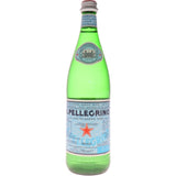 San Pellegrino Sparkling Water, a premium Italian mineral water with light effervescence and rich mineral content, elevates dining experiences.