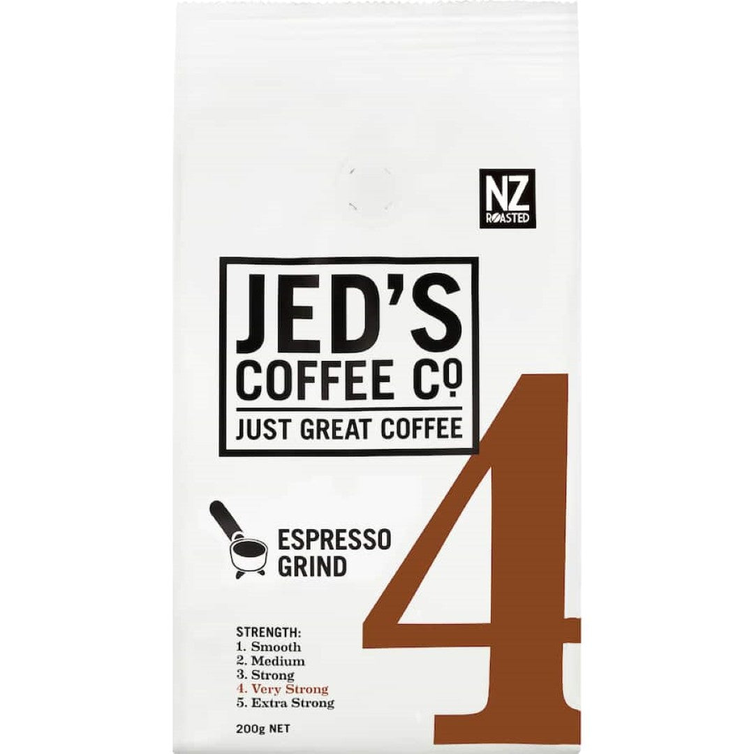 Bold, finely ground espresso coffee for a strong and intense brew, perfect for espresso machines and sustainable practices.