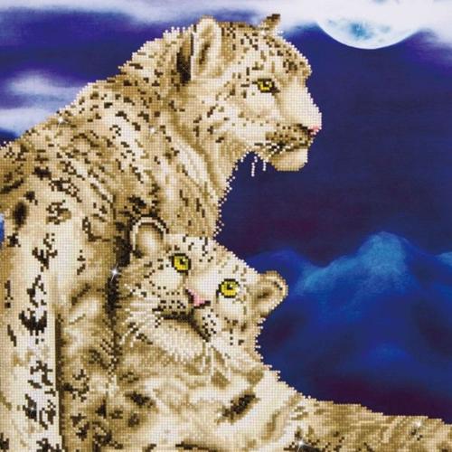 Diamond Dotz Diamond Kit  - Snow Leopards 75x50cm