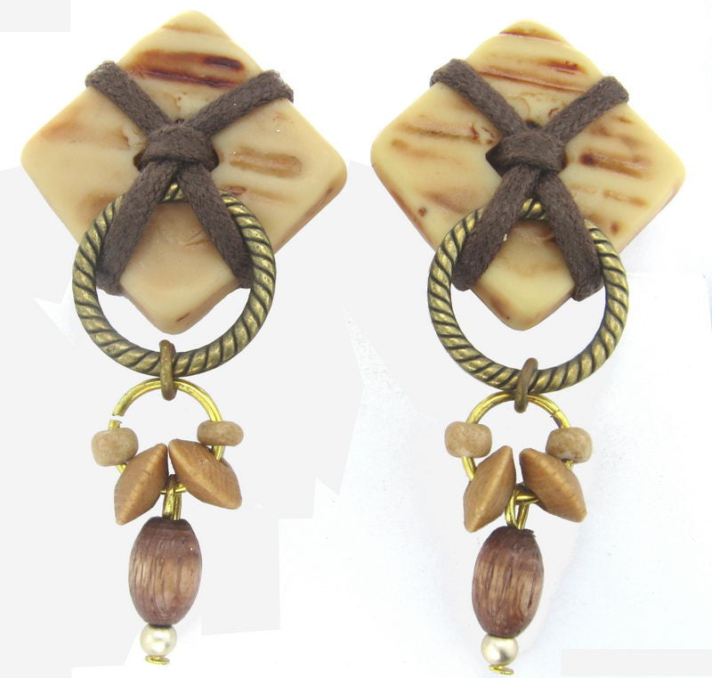 Earrings Wood & Plastic Clip On - Smartfox